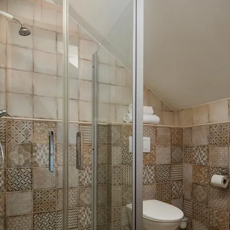 Vendégház Latran House 71 By Kh