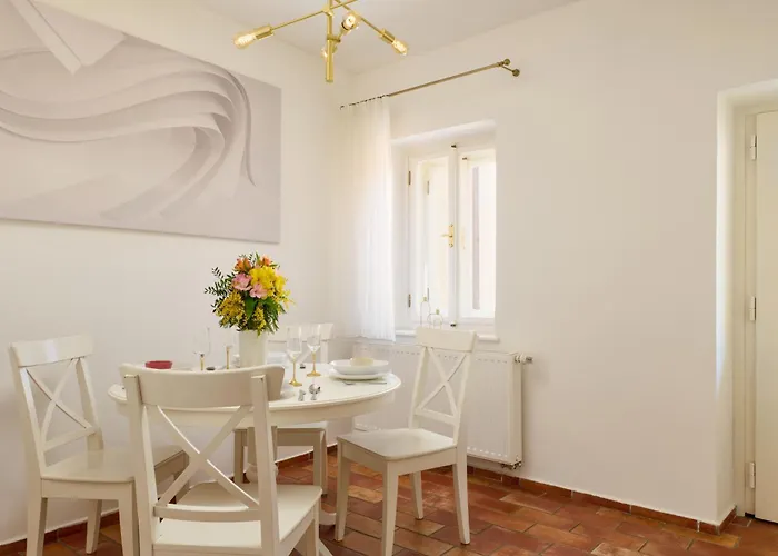 Latran House 71 By Kh Гостевой дом